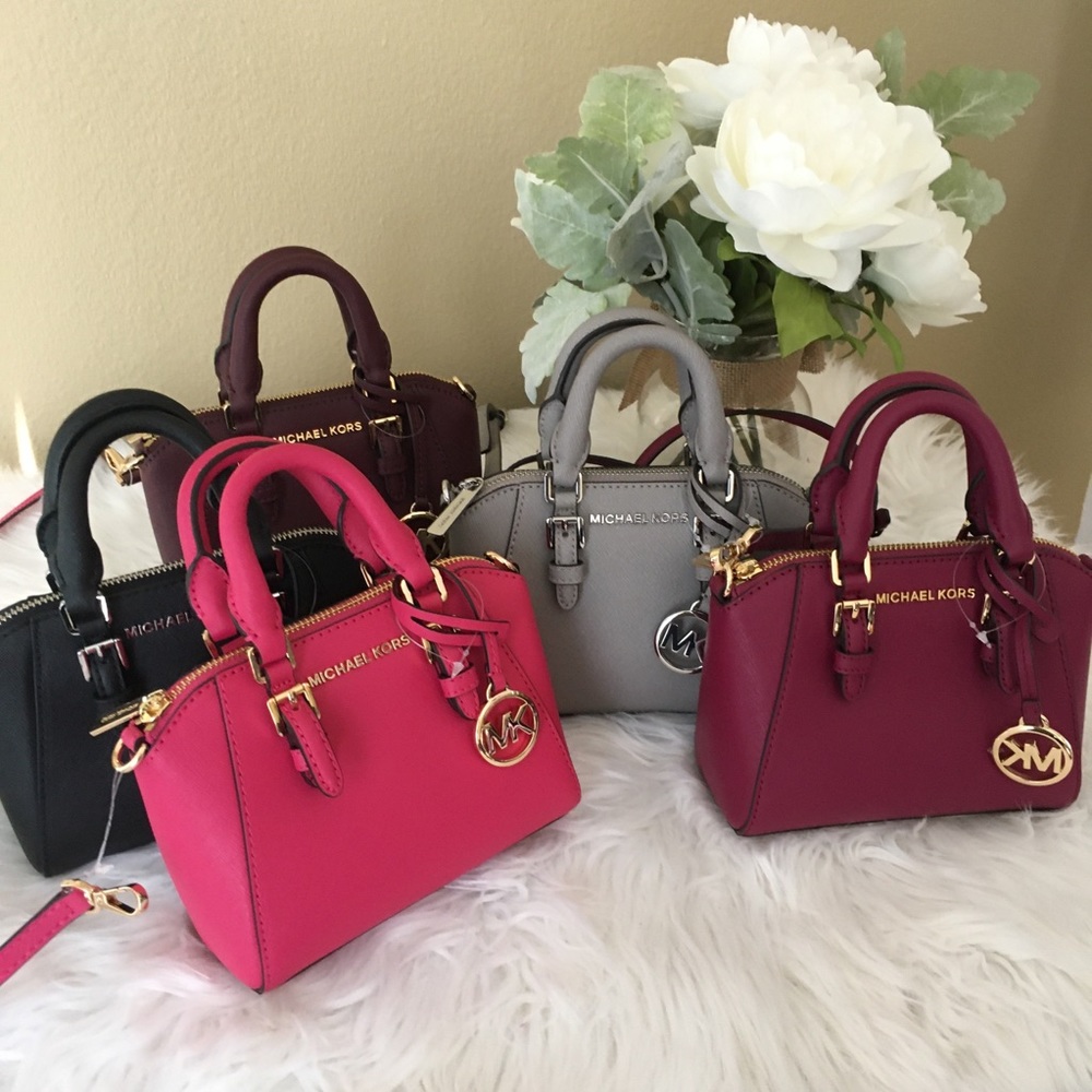 Last one ✨Michael Kors mini Ciara Xbody bag - Picture 5 of 5